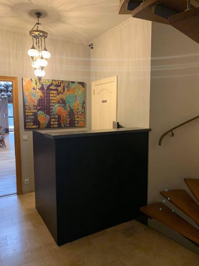 Hotel Guzy Lier Kültér fotó