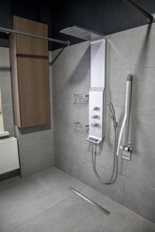 Hotel Guzy Lier Kültér fotó